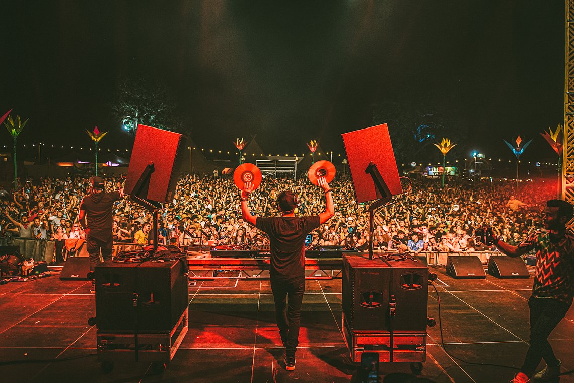 DJS
