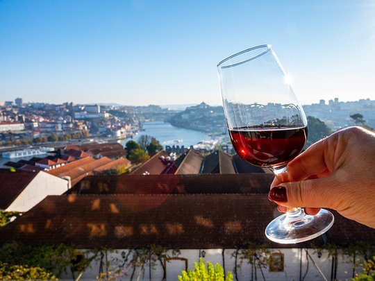 Enjoy a Port tasting in Porto