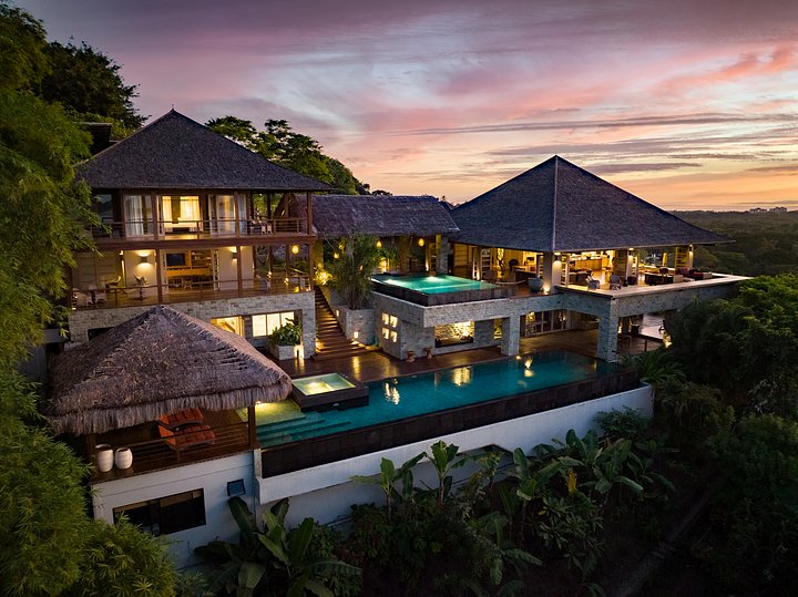 EliteBeachVillas_AlangAlang_Brightened_3