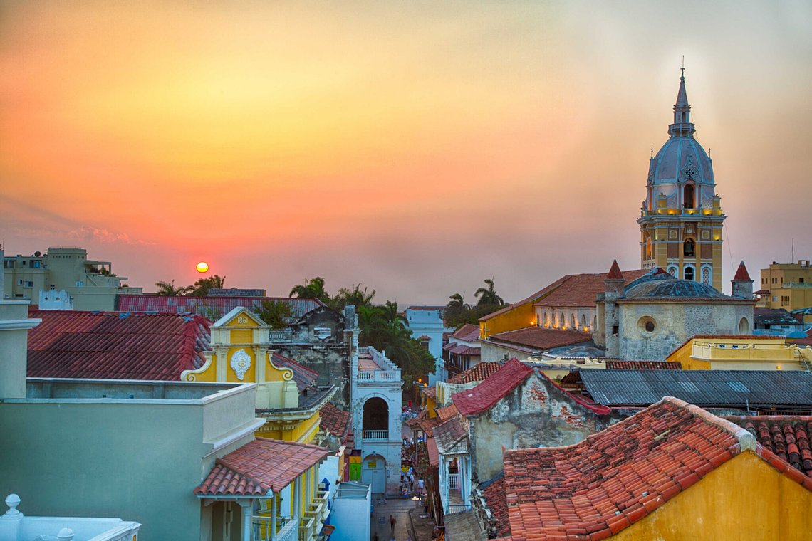 SunsetoverCartagena472552712_5578x370422048x1365