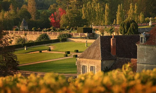 Visit a Vouvray chateau and sample their wines