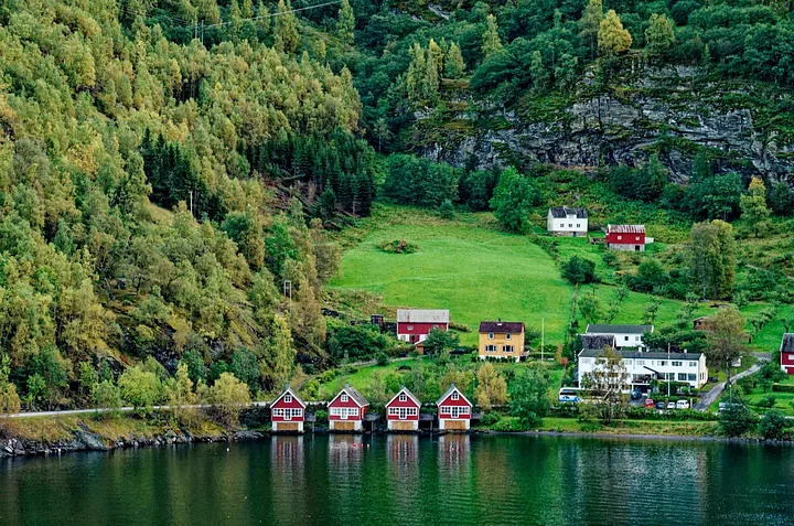iStock1316104348