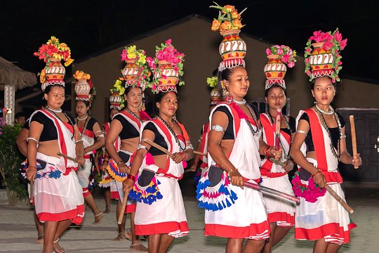 Discover delectable cuisine, dances and customs of the Tharu people of Chitwan