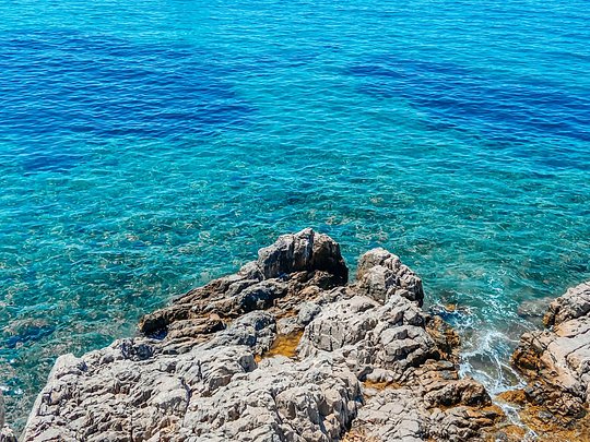 Sail the sparkling waters of the Aegean