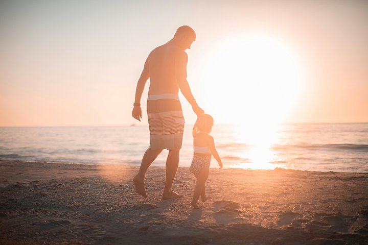 derekthomsonM1jCmRxO7cYunsplash
