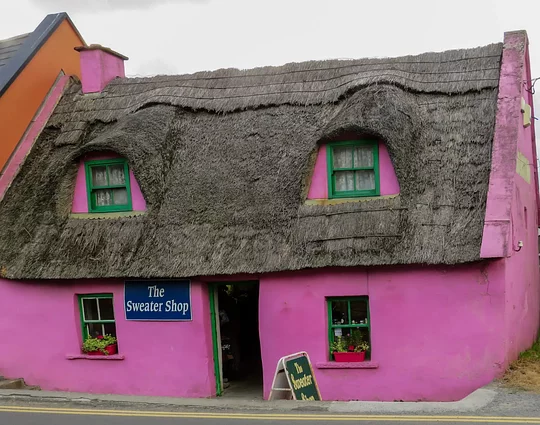 Soak up Irish history and culture in charming towns and villages