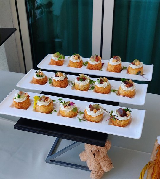 Food and drink: What do we have here?