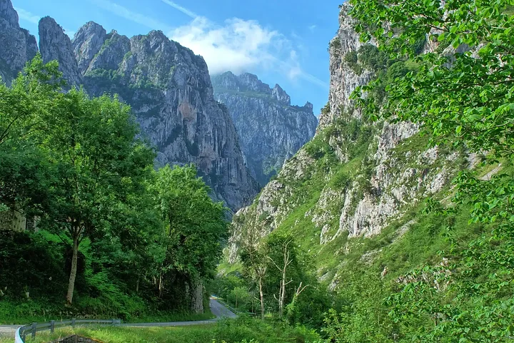 kookoo_asturias_climbing_7