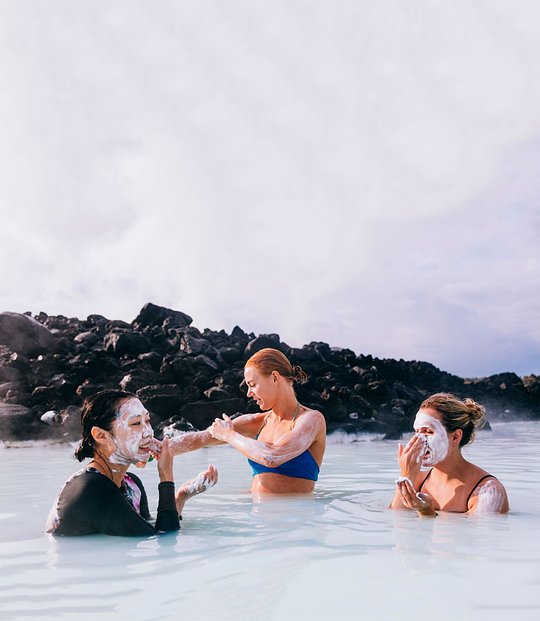  BLUE LAGOON + REYKJAVIK
