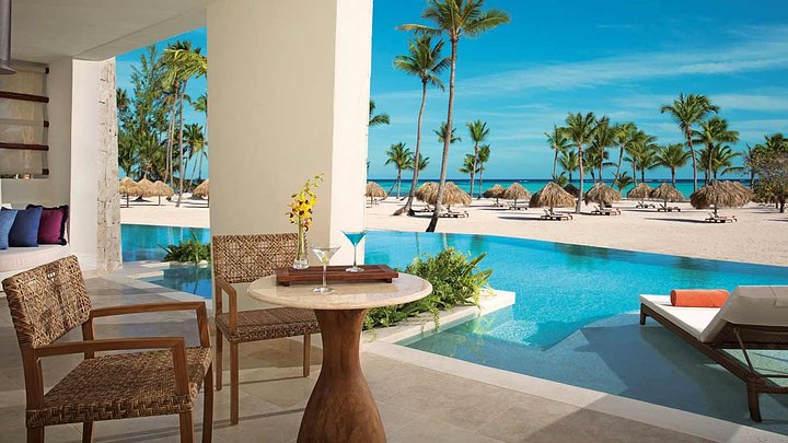 Preferred Club Junior Swim Out Pool View Suite 
