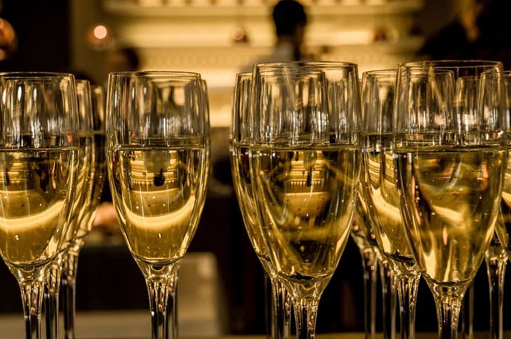 champagneglasses_2