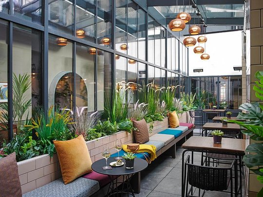 The Mont Hotel 