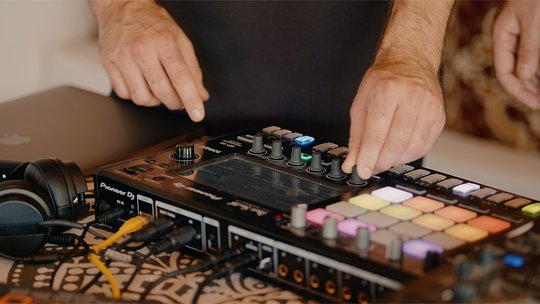 PIONEER DJ EXPERTS (ALPHATHETA)