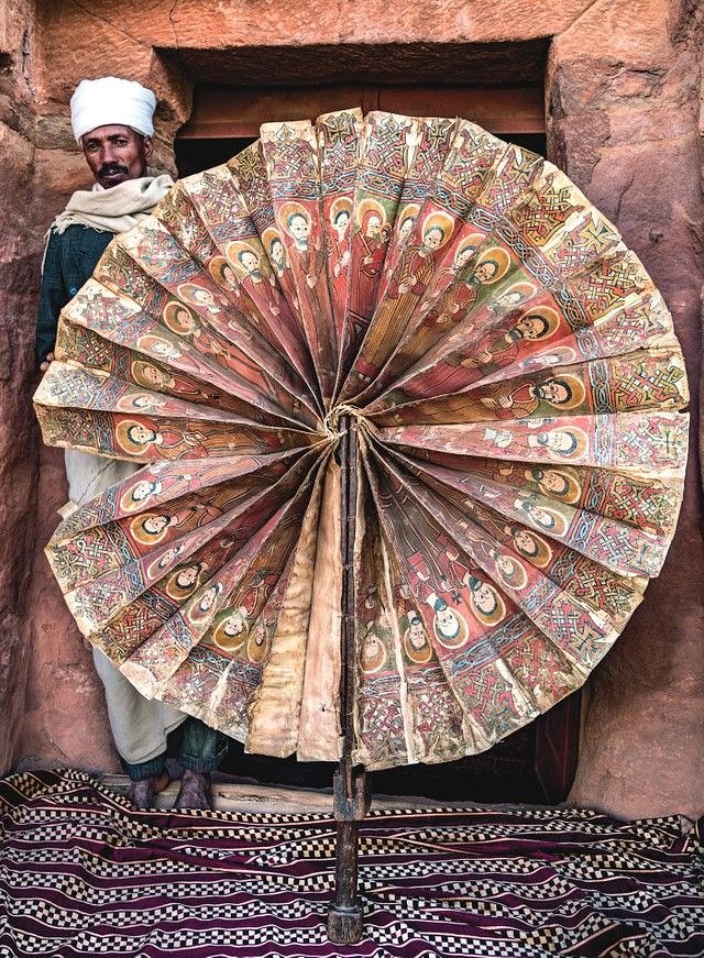 Photogallery_Ethiopiasamazingrockchurchesandthepeoplewhoworshipthere