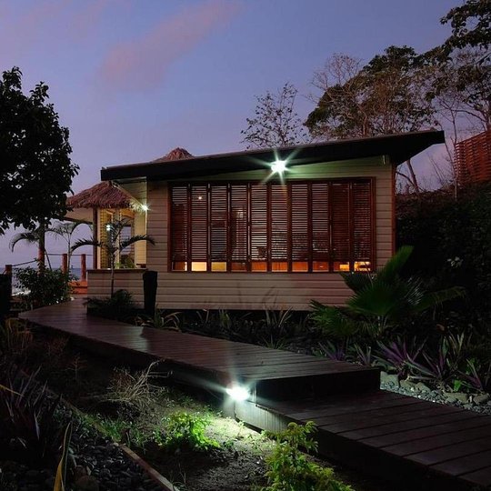 Nanuya Island Resort