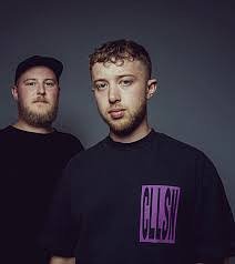 Pola & Bryson
