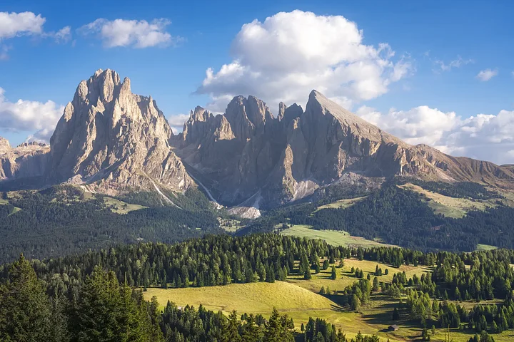 iStock2207601271