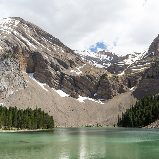 Discover the stunning Spanish Pyrenees
