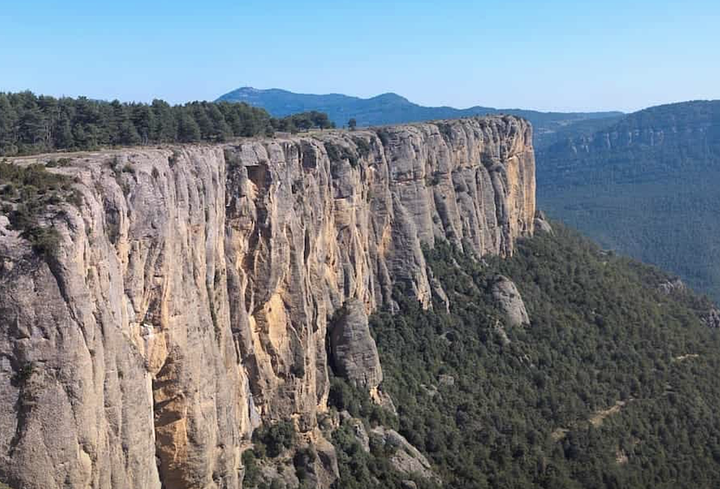 Location | Off-Grid Cabins in Catalunya | Pyrenees Accommodation