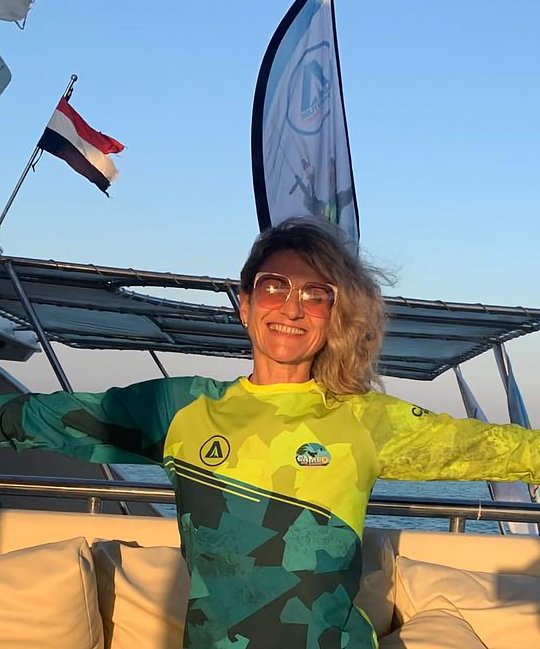Nadya Jambawai 