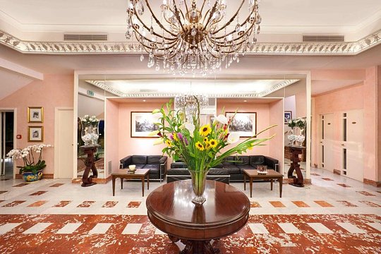Arrive early in Sorrento - May 2, 2027 - Private Room