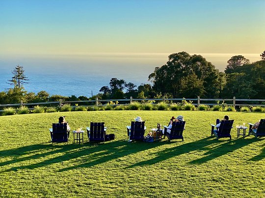 Wilderness Retreat: Secluded Hike-in Glamping Experience
