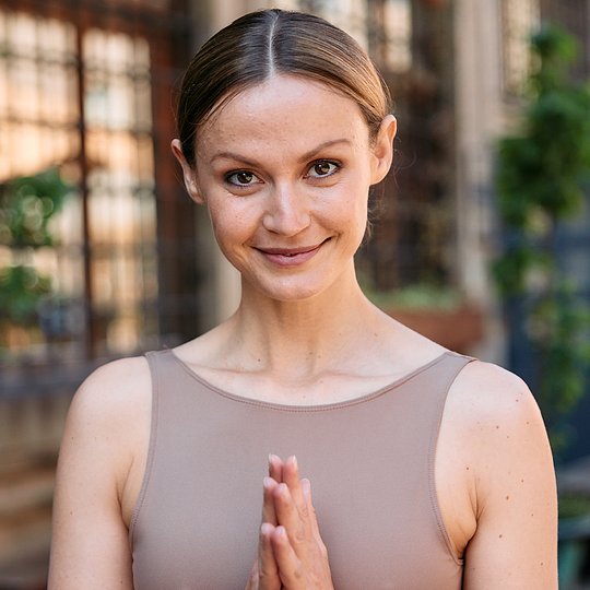 Sophia Thora
