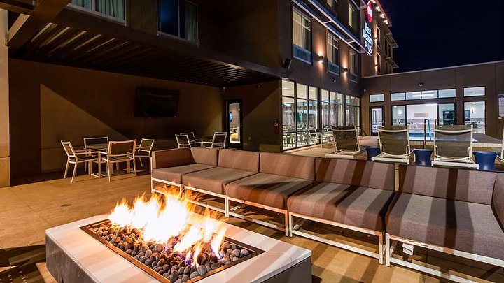 FirePitatBestWesternPlus