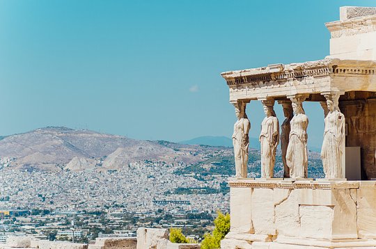 Tour the Acropolis and museum