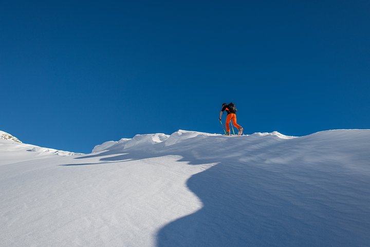 skitouringuphill20220118233206utc
