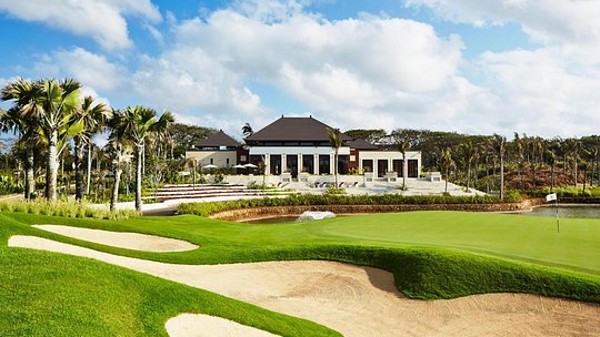 18 HOLES OF GOLF