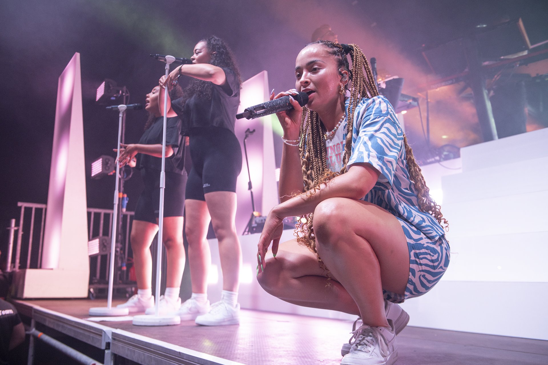 Ella Eyre headlines music line up at Bournemouth 7s Festival in Dorset