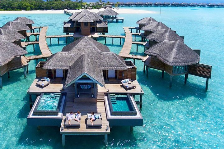76805overwaterbungalowsforhoneymoonpinterestlead