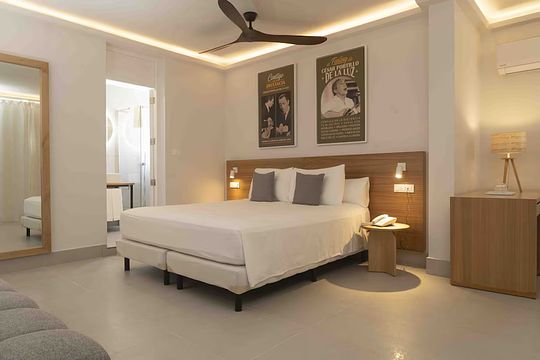 Arrive one day early in Havana - Private room