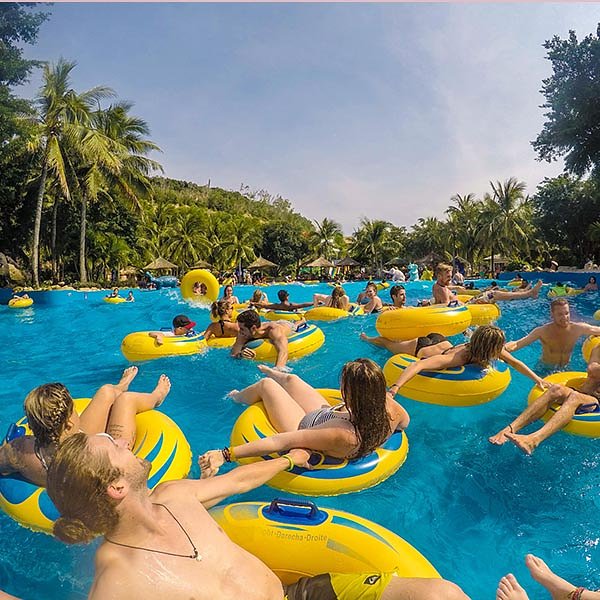 Things to do in Vietnam_nha trang waterpark vin pearl island