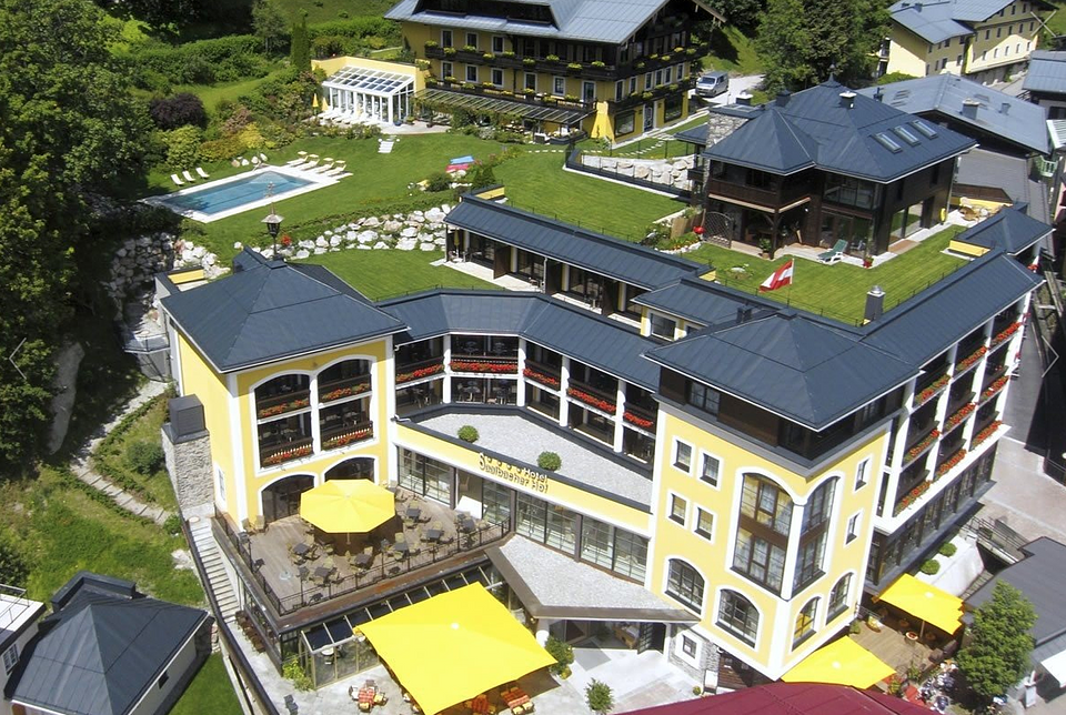 OFFICIAL FESTIVAL HOTEL