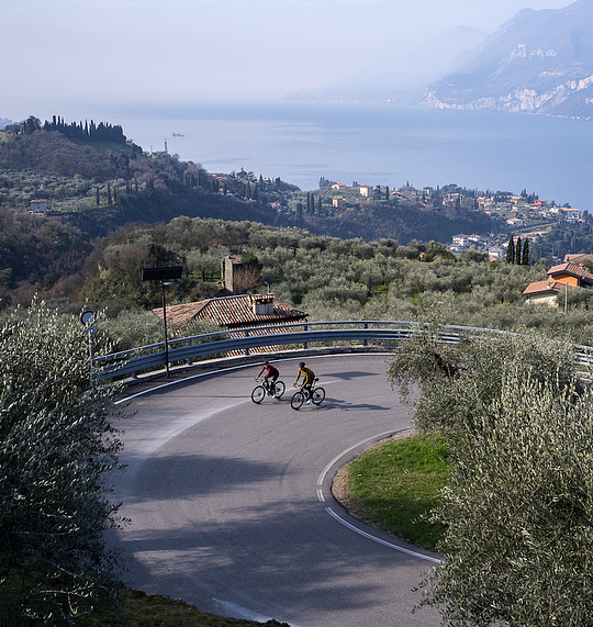 Excellent bike facilities & road conditions