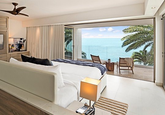 Ocean Front One Bedroom Villa