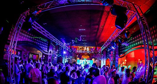 Personalized Event Planning Services: Unforgettable Meals, Cocktail Parties, and Business Meetings in Hungary!