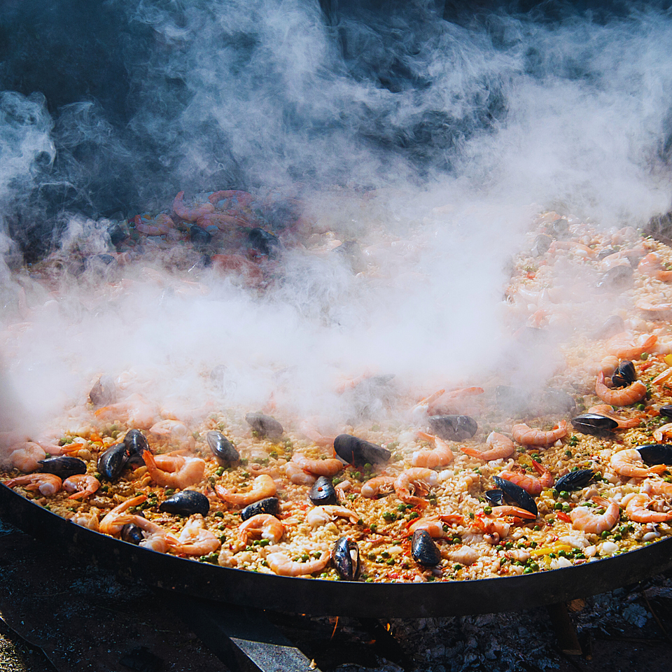 Friday Paella and Prosecco 7-8.30pm