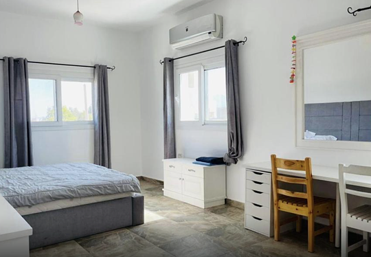 NEW! Private Room in Shared Villa with Private Bath (King Bed)