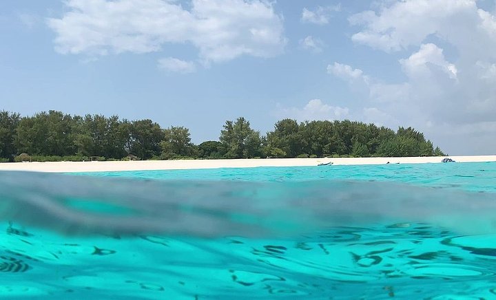 Mnemba_Island
