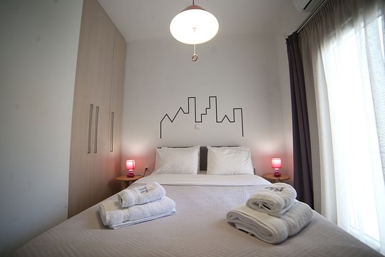 Private Room (Double Bed) with Shared Bath