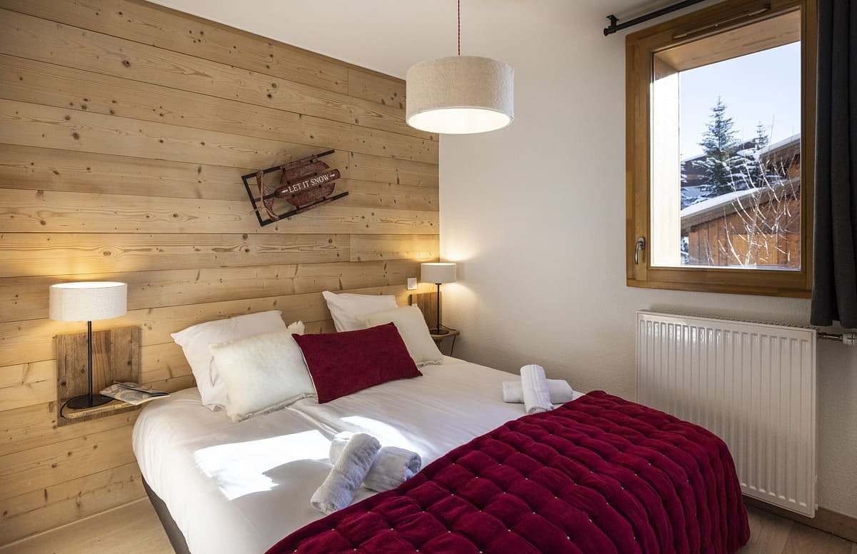 neigeetsoleillesdeuxalpesselfcateredapartmentsmreyboz2bedroomalcove812