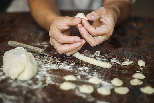 Learn to make Puglian orecchiette pasta by hand 