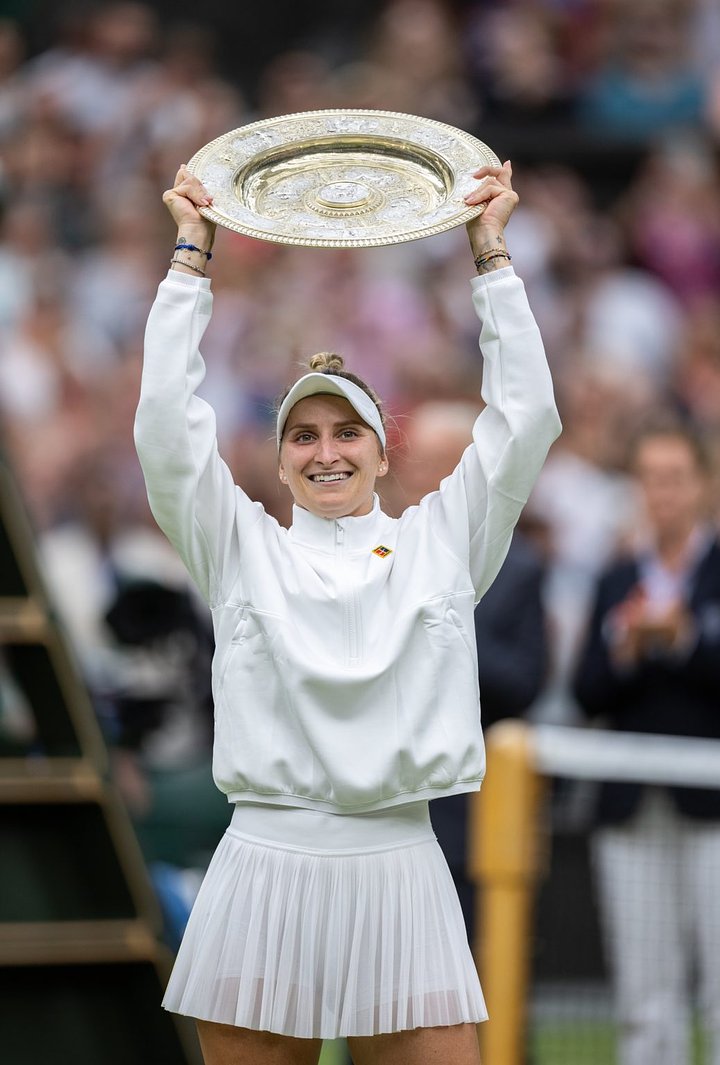 Marketa_Vondrousova1038x15364234287611
