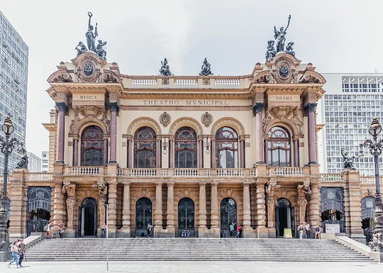 Stroll the streets of São Paulo on an architecture tour