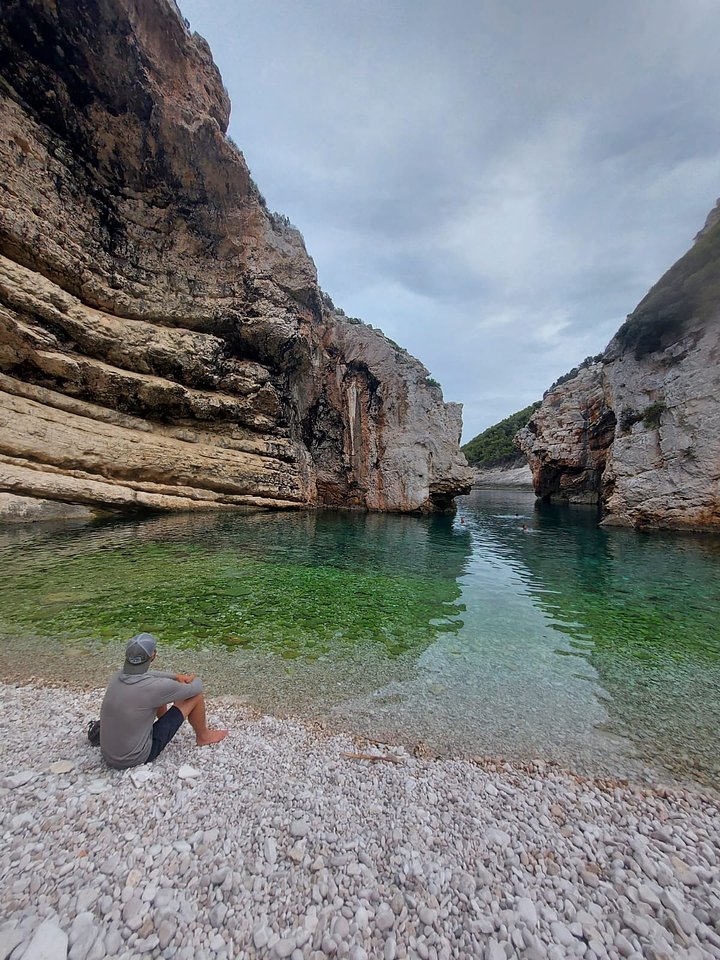 CroatiaUnsettledsailingcliffs