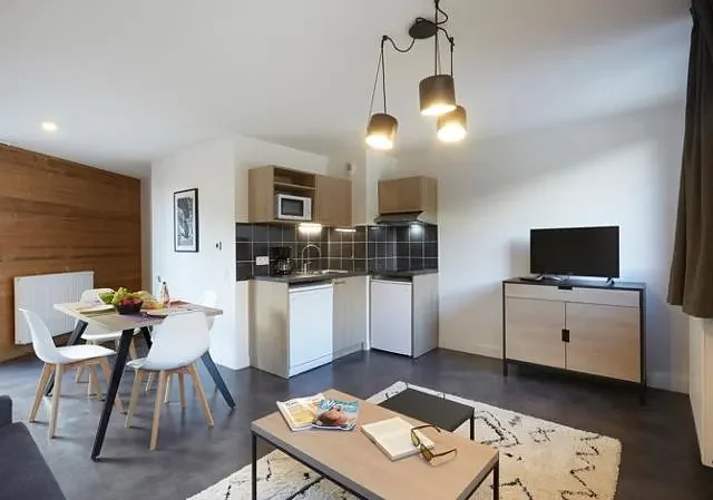 APARTMENT [1-2 PEOPLE]