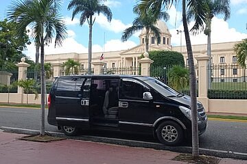 Private departure airport transfer - Delhi - November 7, 2026